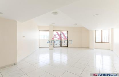 Apartment - 2 Bedrooms - 2 Bathrooms for rent in Silver Sands 1 - Mankhool - Bur Dubai - Dubai