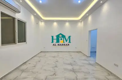 شقة - 3 غرف نوم - 3 حمامات للايجار في مدينة الرياض - أبوظبي