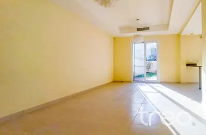 تاون هاوس - 3 غرف نوم - 3 حمامات للبيع في الينابيع 4 - الينابيع - دبي