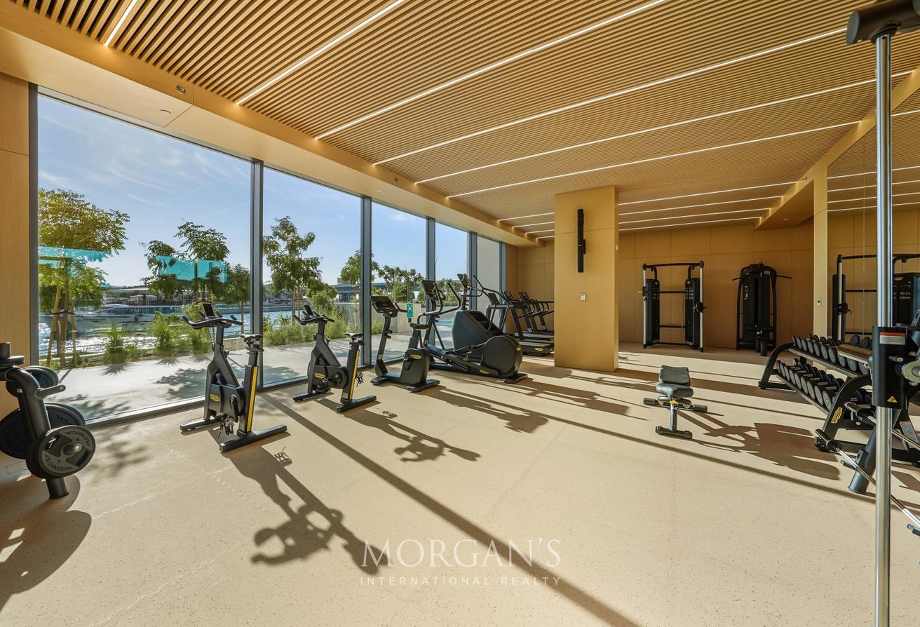 4BR Apartment | Canal Views | Unfurnished photo 26