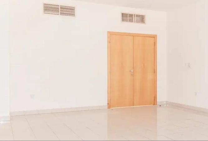 70277660 - صورة العقار 2