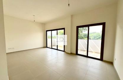Apartment - 2 Bedrooms - 2 Bathrooms for rent in The Gardens - Dubai