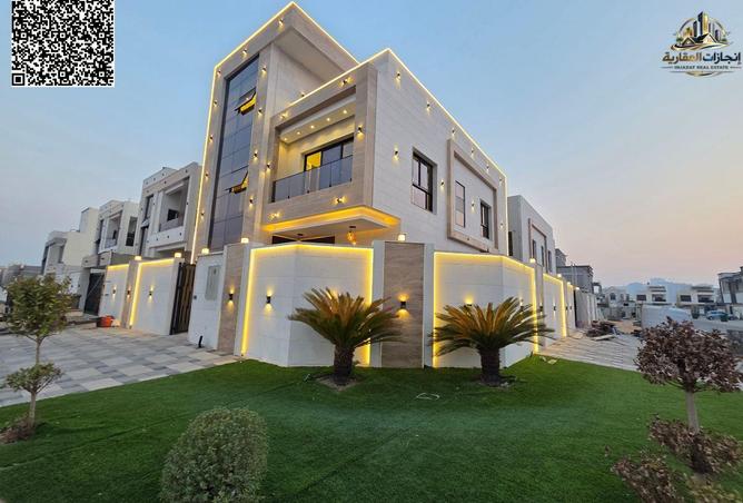 6 BR Villa with Private Pool, 3,600 Sqft