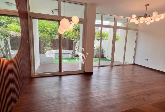 83216390 - Property Main Image