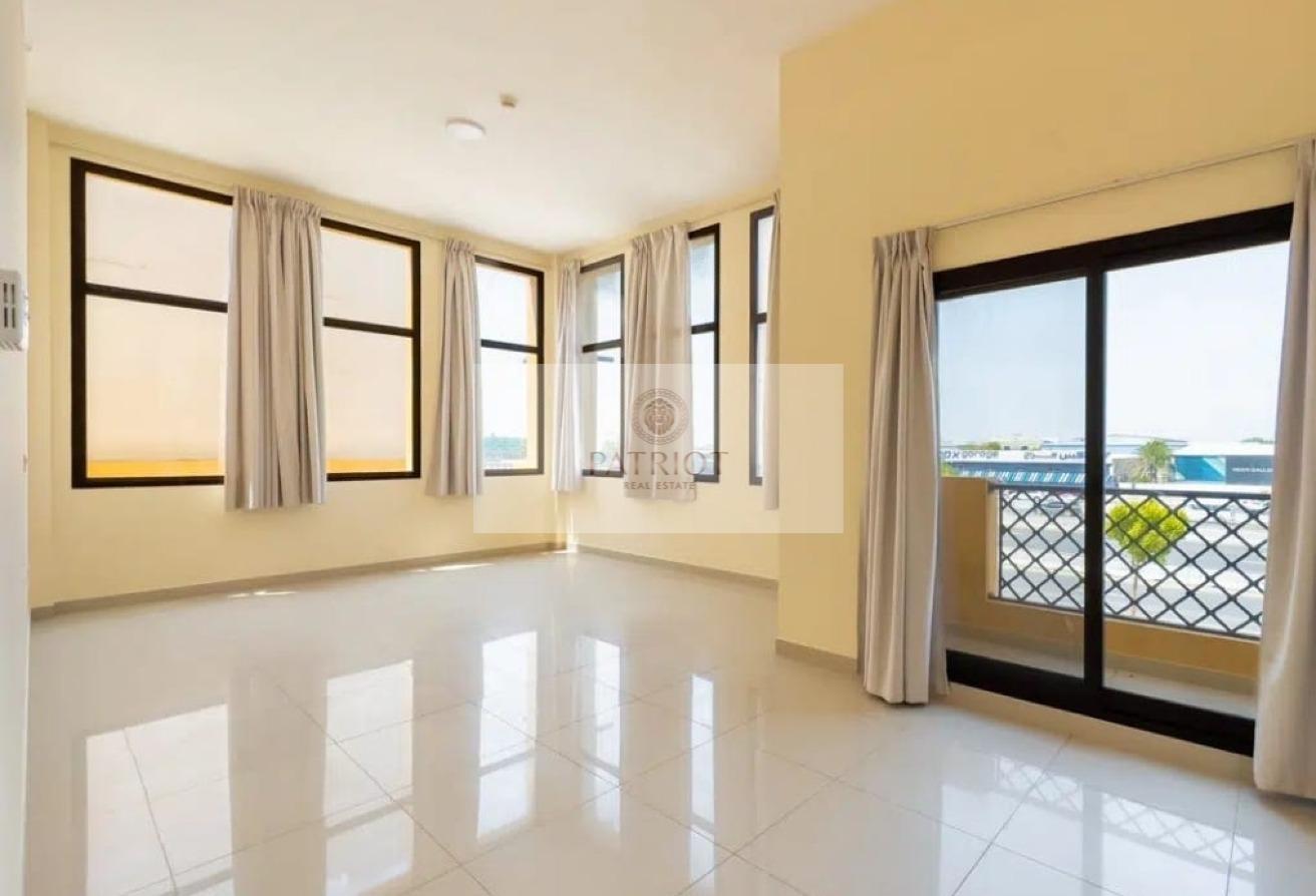 AC Free | Cheap Rent | Private Lift | luxury villa photo 8