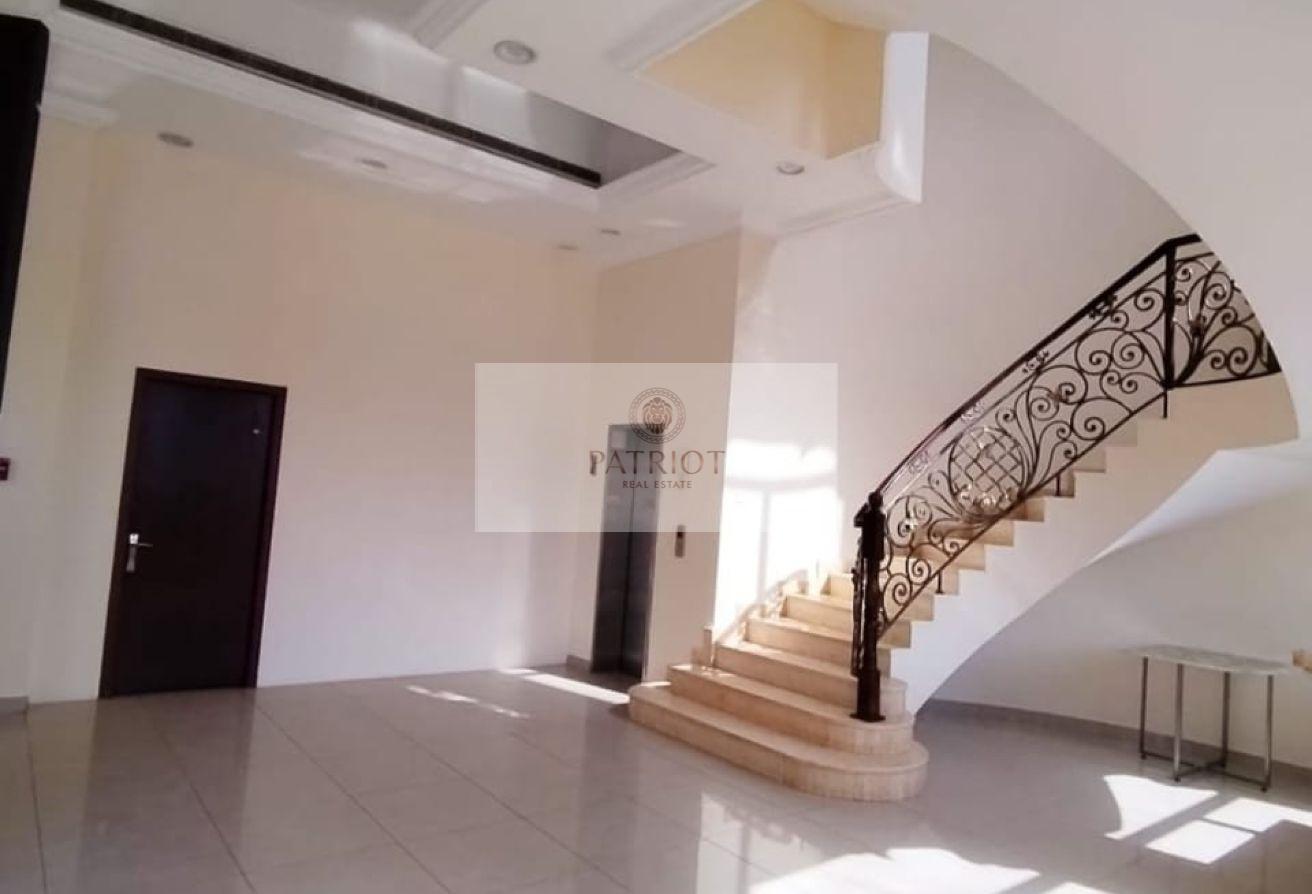 AC Free | Cheap Rent | Private Lift | luxury villa photo 2