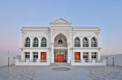 فيلا - 5 غرف نوم - 7 حمامات للايجار في مدينة الرياض - أبوظبي
