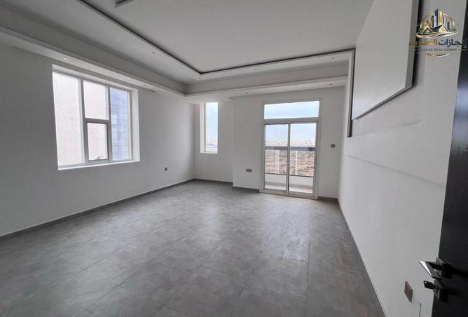 103694217 - Property Image 3
