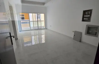 شقة - 2 غرف نوم - 3 حمامات للايجار في 3 المويهات - المويهات - عجمان