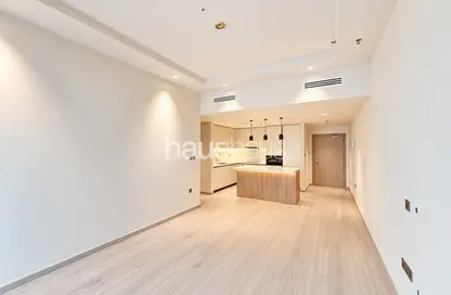Apartment - 2 Bedrooms - 2 Bathrooms for sale in Skyview Tower - Dubai Marina - Dubai