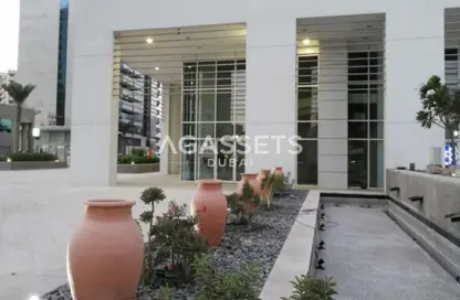 Shop - Studio - 1 Bathroom for rent in Centurion Star Tower - Port Saeed - Deira - Dubai