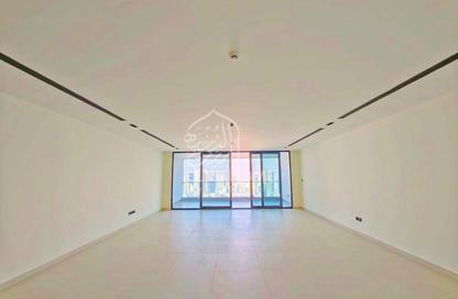 Apartment - 3 Bedrooms - 5 Bathrooms for sale in Sharjah Terraces - Al Khan Lagoon - Al Khan - Sharjah