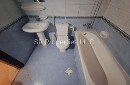 Apartment - 2 Bedrooms - 2 Bathrooms for rent in Al Nahda Complex - Al Nahda - Sharjah