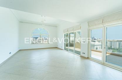 شقة - 3 غرف نوم - 4 حمامات للايجار في الخوشكار - مساكن شور لاين - نخلة جميرا - دبي