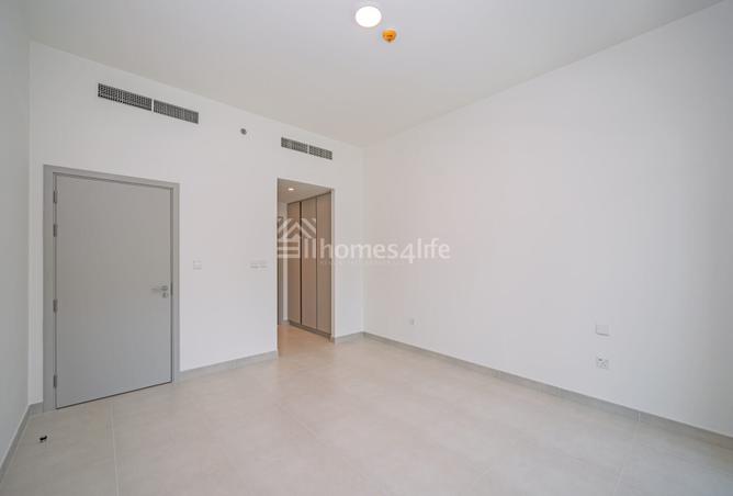 141907984 - Property Image 3