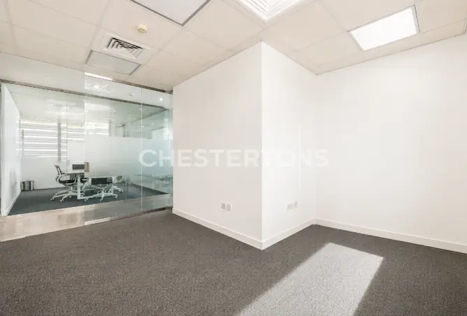 122444105 - Property Image 3