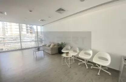 مكتب - استوديو - 1 حمام للايجار في برج تماني - الخليج التجاري - دبي