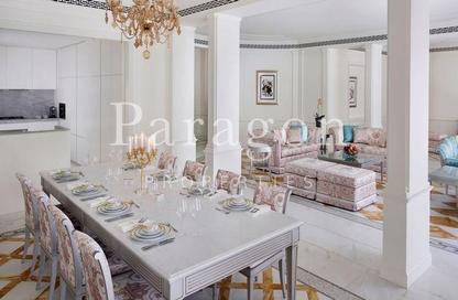 Apartment - 3 Bedrooms - 5 Bathrooms for rent in Palazzo Versace - Culture Village - Dubai