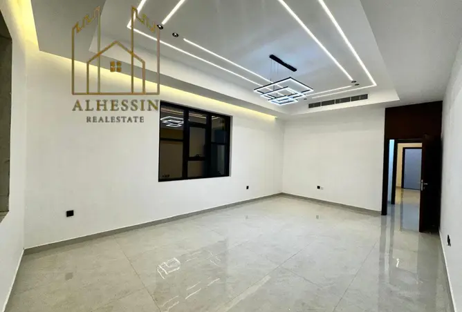 146002934 - Property Image 3