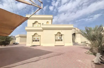 Villa - 7 Bedrooms - 7+ Bathrooms for rent in Al Rahmaniya - Sharjah