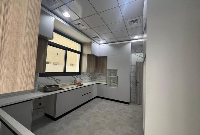 72725876 - صورة العقار 3