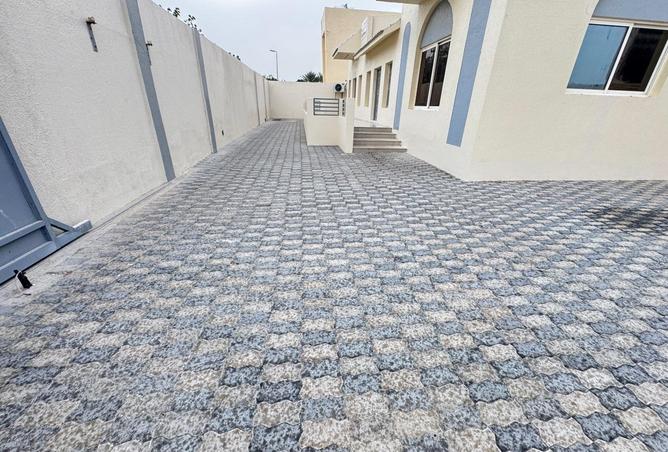 16202560 - Property Image 2