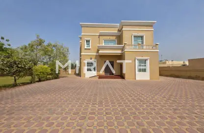 Villa - 5 Bedrooms - 4 Bathrooms for rent in Al Jafiliya Villas - Al Jafiliya - Dubai