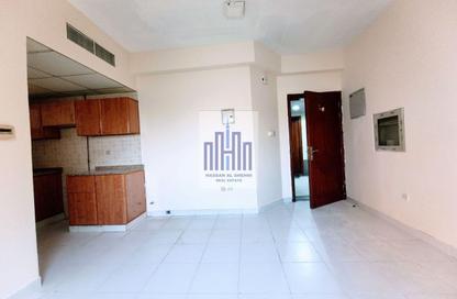 Apartment - Studio - 1 Bathroom for rent in Muwaileh - Sharjah