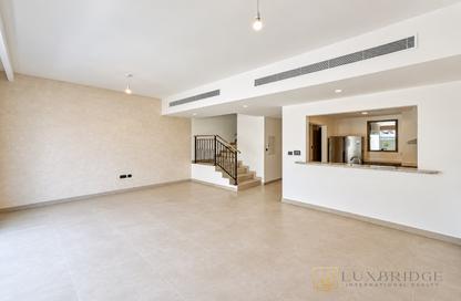 Townhouse - 4 - 5 for rent in Malta - Damac Lagoons - Dubai