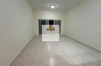 Apartment - 1 Bathroom for rent in The Gardens Buildings - The Gardens - Dubai