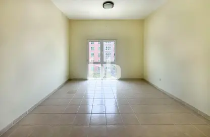 Apartment - 1 Bathroom for rent in Building 256 - Mesoamerican Cluster - Discovery Gardens - Dubai