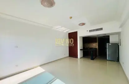 Apartment - Studio for rent in Al Nayli Building - Dubai Silicon Oasis - Dubai