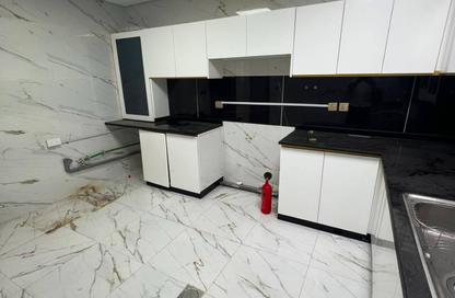 Apartment - 2 Bedrooms - 3 Bathrooms for rent in Al Mowaihat 1 - Al Mowaihat - Ajman