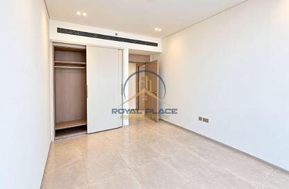Apartment - 2 - 2 for rent in Binghatti Pinnacle - Dubai Healthcare City 2 - Al Jaddaf - Dubai