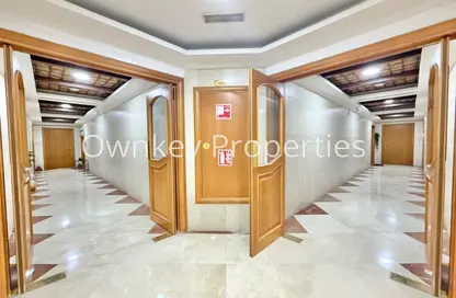 شقة - 2 غرف نوم - 4 حمامات للايجار في B برج الخليج - عود ميثاء - بر دبي - دبي