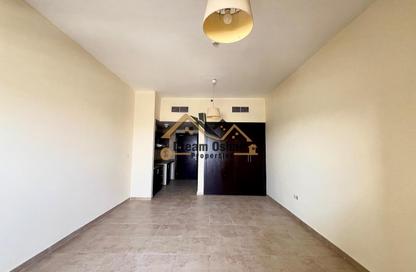 Apartment - Studio - 1 for rent in Silicon Gates 1 - Silicon Gates - Dubai Silicon Oasis - Dubai