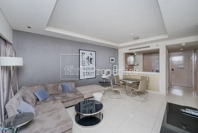 76178082 - Property Image 3