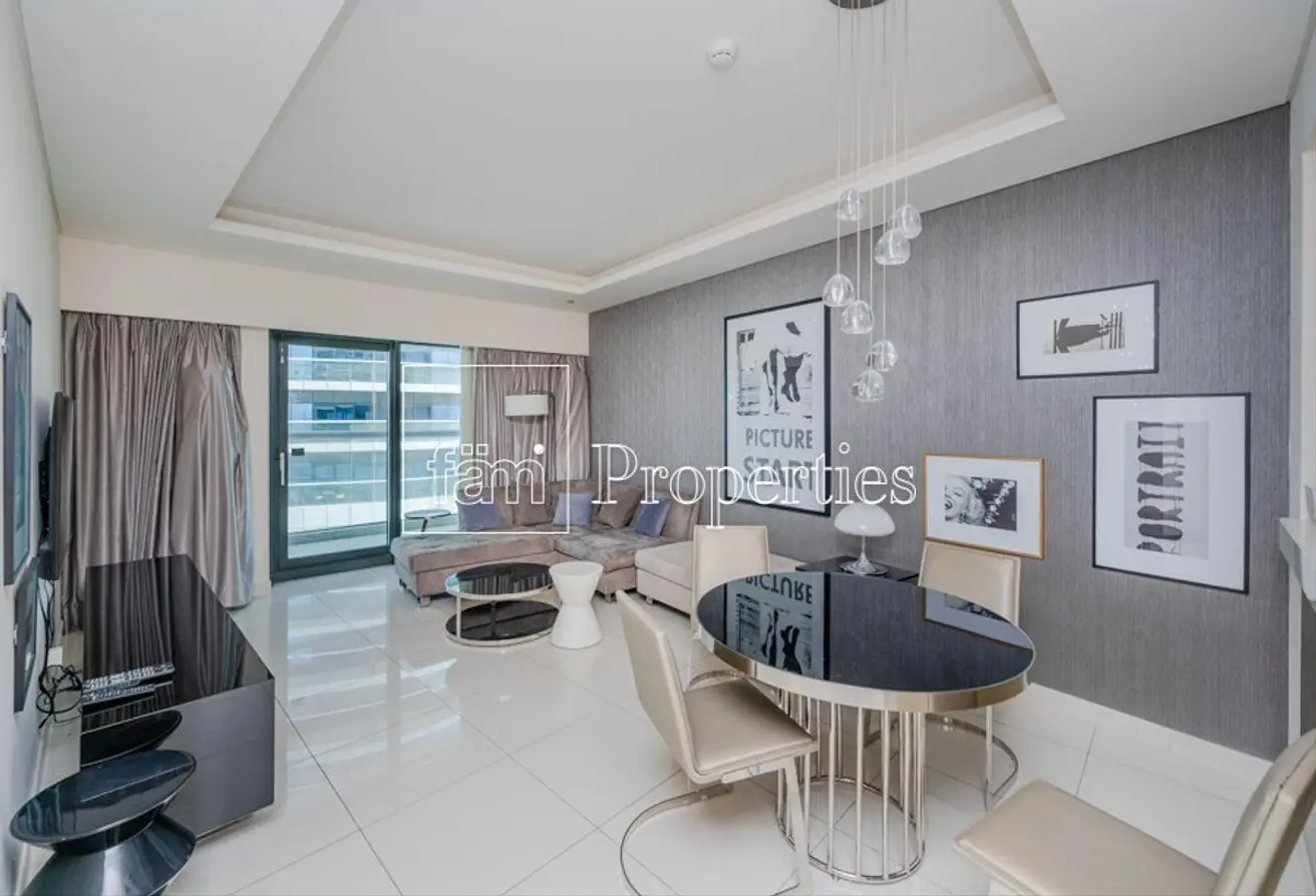 76178082 - Property Main Image