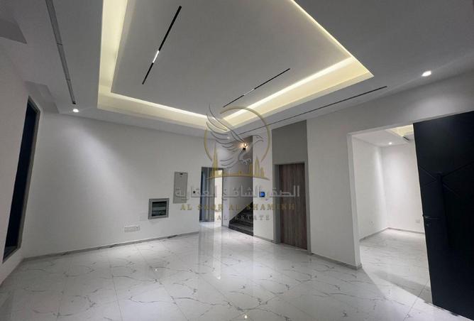127019378 - Property Image 2