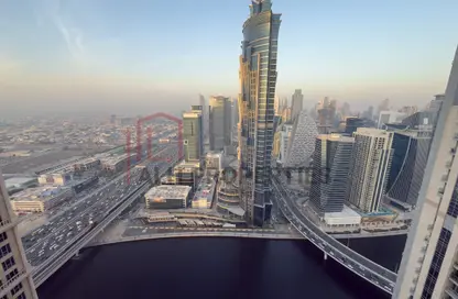 شقة - 4 غرف نوم - 5 حمامات للايجار في آمنة - مدينة الحبتور - الخليج التجاري - دبي