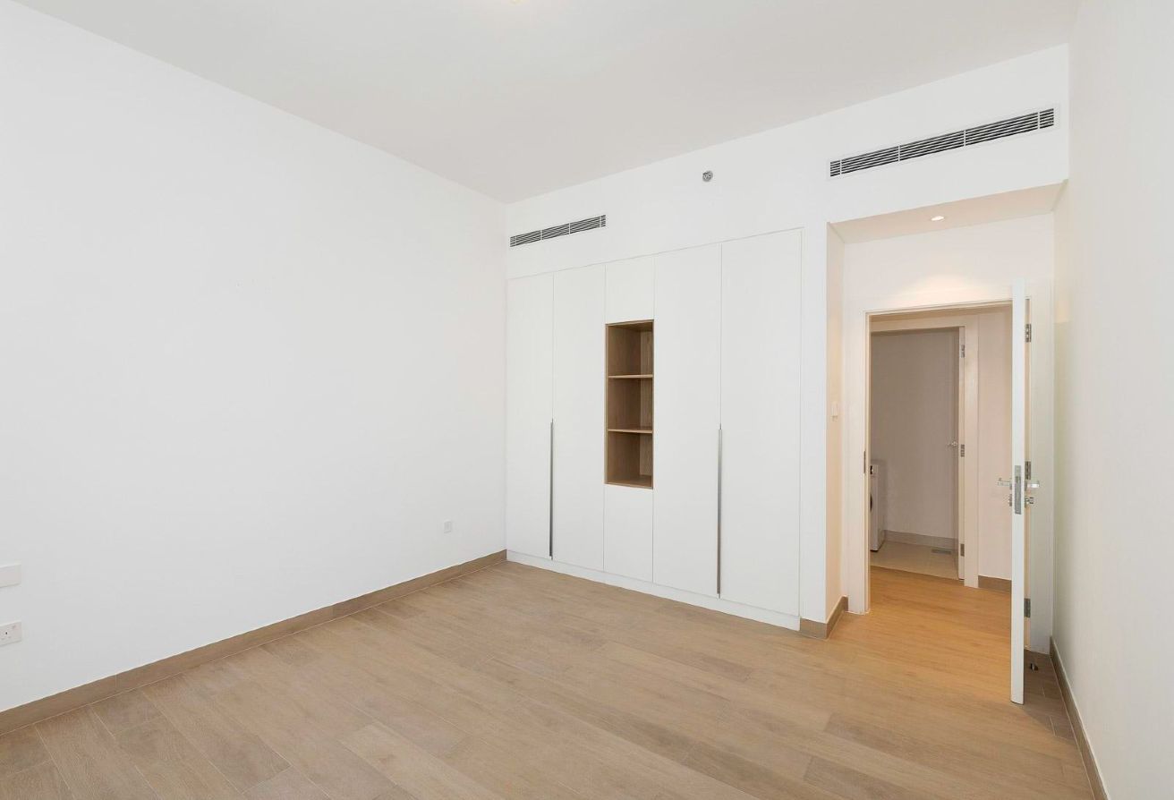4 bedroom townhouse in Avencia, Damac Hills 2: 9