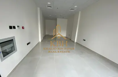 متجر - استوديو - 1 حمام للايجار في الفلاح - تجارية مويلح - الشارقة متجر - استوديو - 1 حمام للايجار في الفلاح - تجارية مويلح - الشارقة