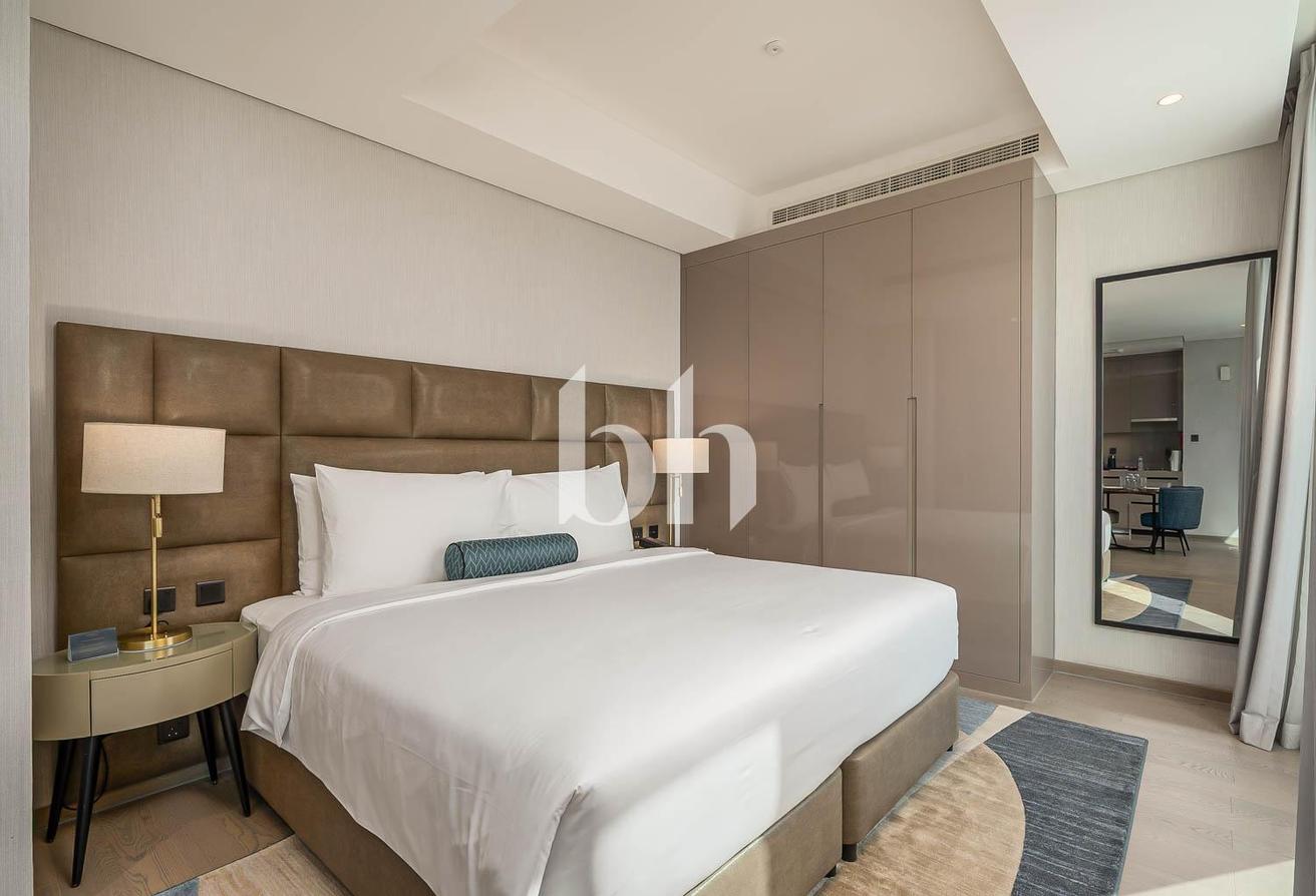Luxury Studio | Spacious | Furnished and Ready photo 4