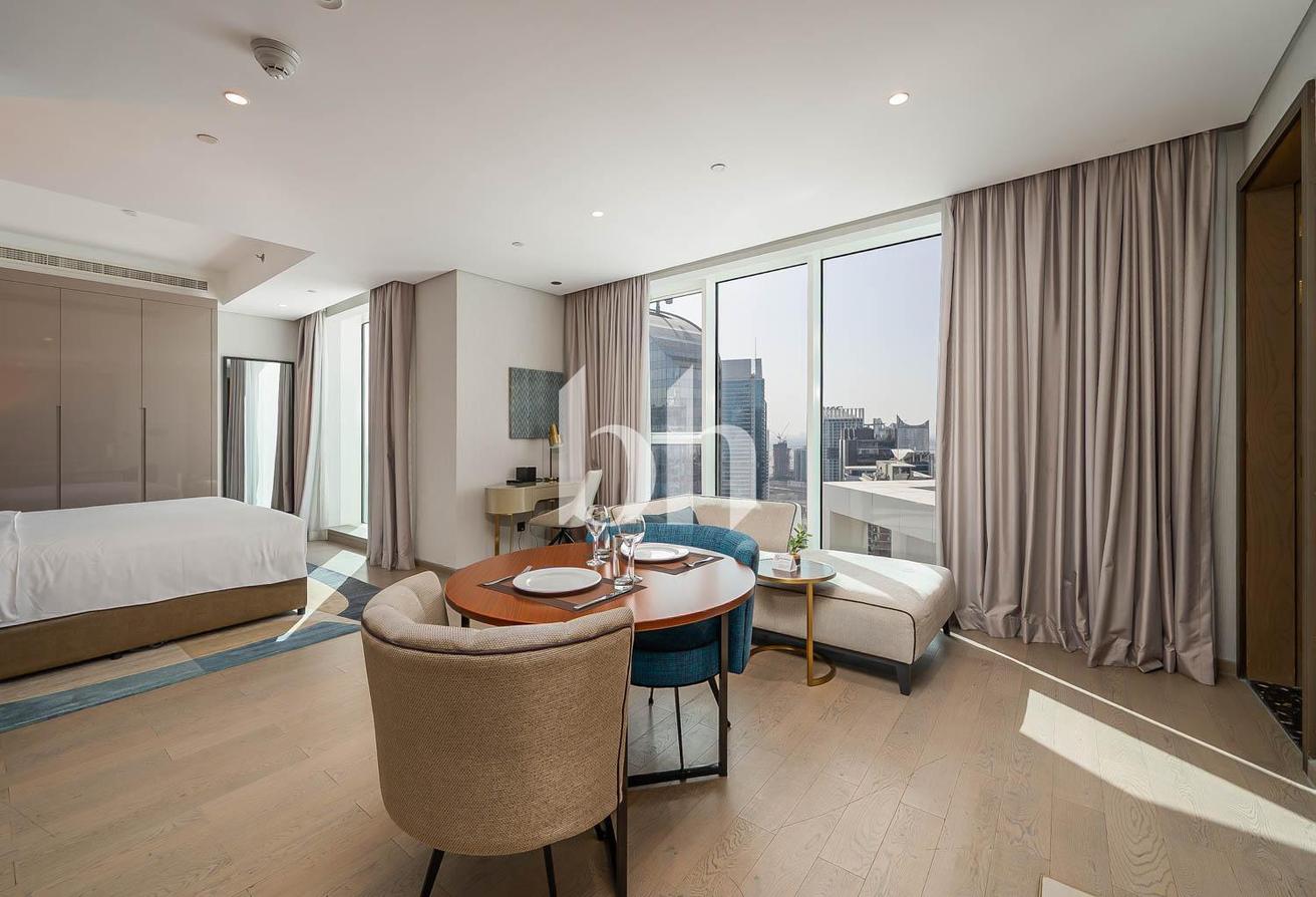 Luxury Studio | Spacious | Furnished and Ready photo 3