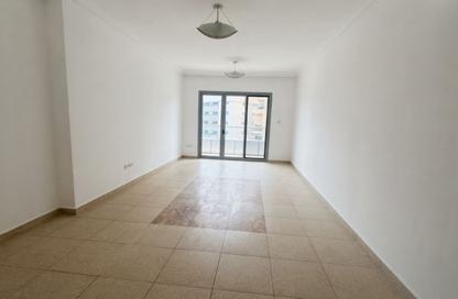Apartment - 2 - 3 for rent in Al Khan 5 building - Al Khan - Sharjah