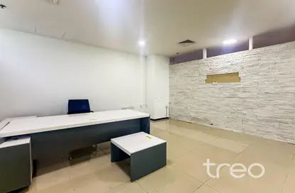 Office Space - Studio - 1 Bathroom for rent in Bay Square Building 7 - Bay Square - Business Bay - Dubai