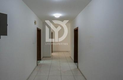 Apartment - 2 Bedrooms - 2 Bathrooms for rent in Al Hudaiba - Bur Dubai - Dubai