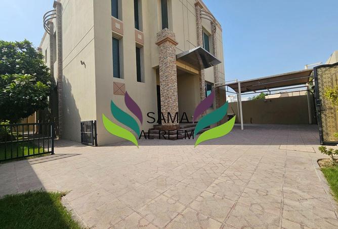 97366119 - Property Main Image