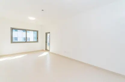 Apartment - 1 Bedroom - 2 Bathrooms for rent in Al Muteena - Deira - Dubai