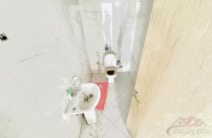 Shop - Studio - 1 Bathroom for rent in Muwaileh 29 Building - Muwaileh - Sharjah